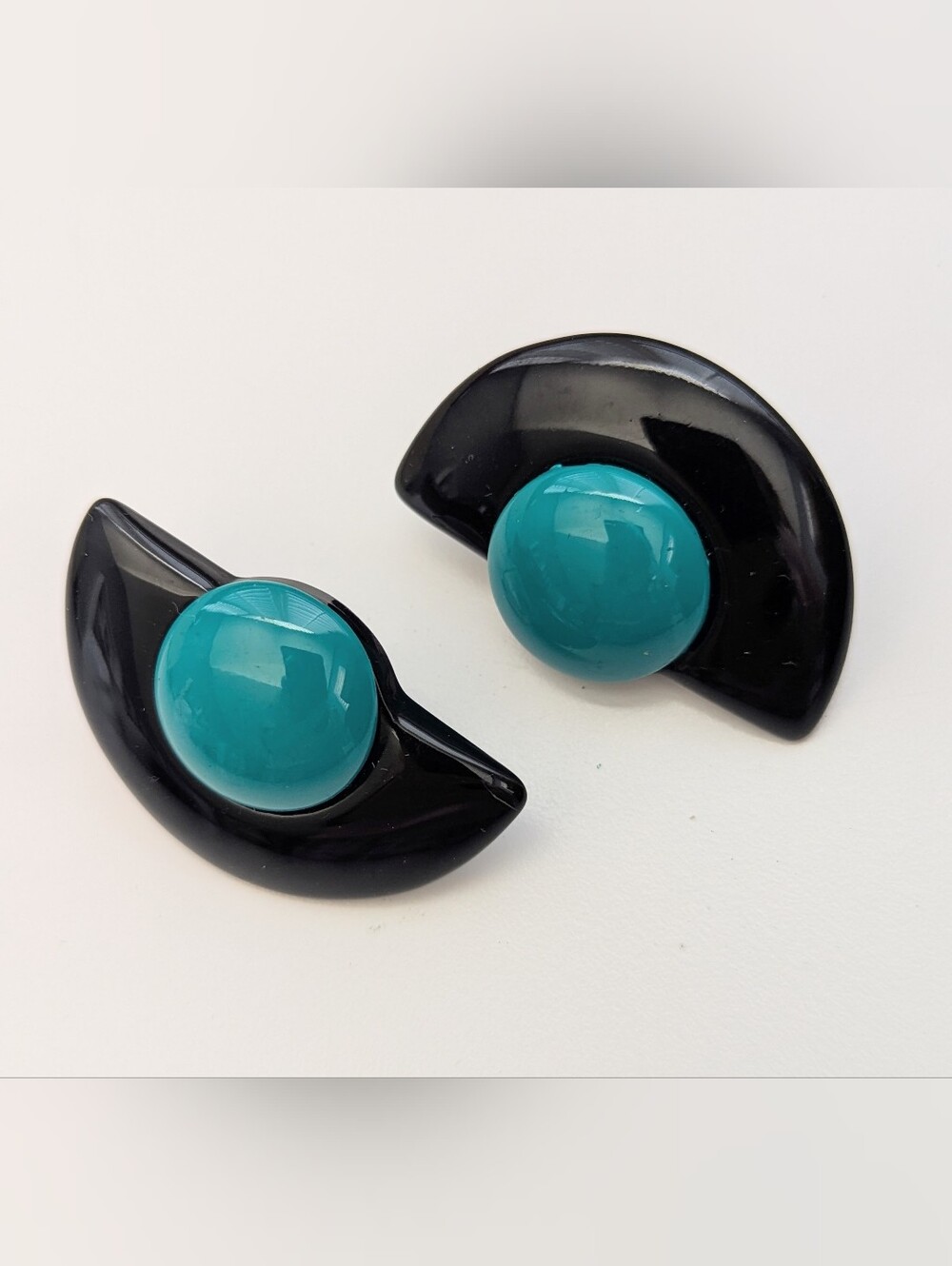 Vintage 80s Black Half-Circle Clip-On Earrings w/Raised Turquoise Circle/Ball